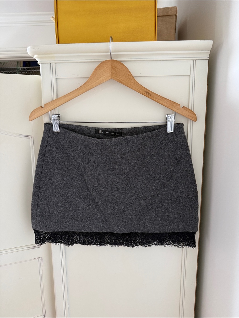 Zara Grey Lace-Trim Mini Skirt